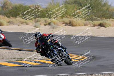 media/Oct-08-2022-SoCal Trackdays (Sat) [[1fc3beec89]]/Turn 10 (945am)/